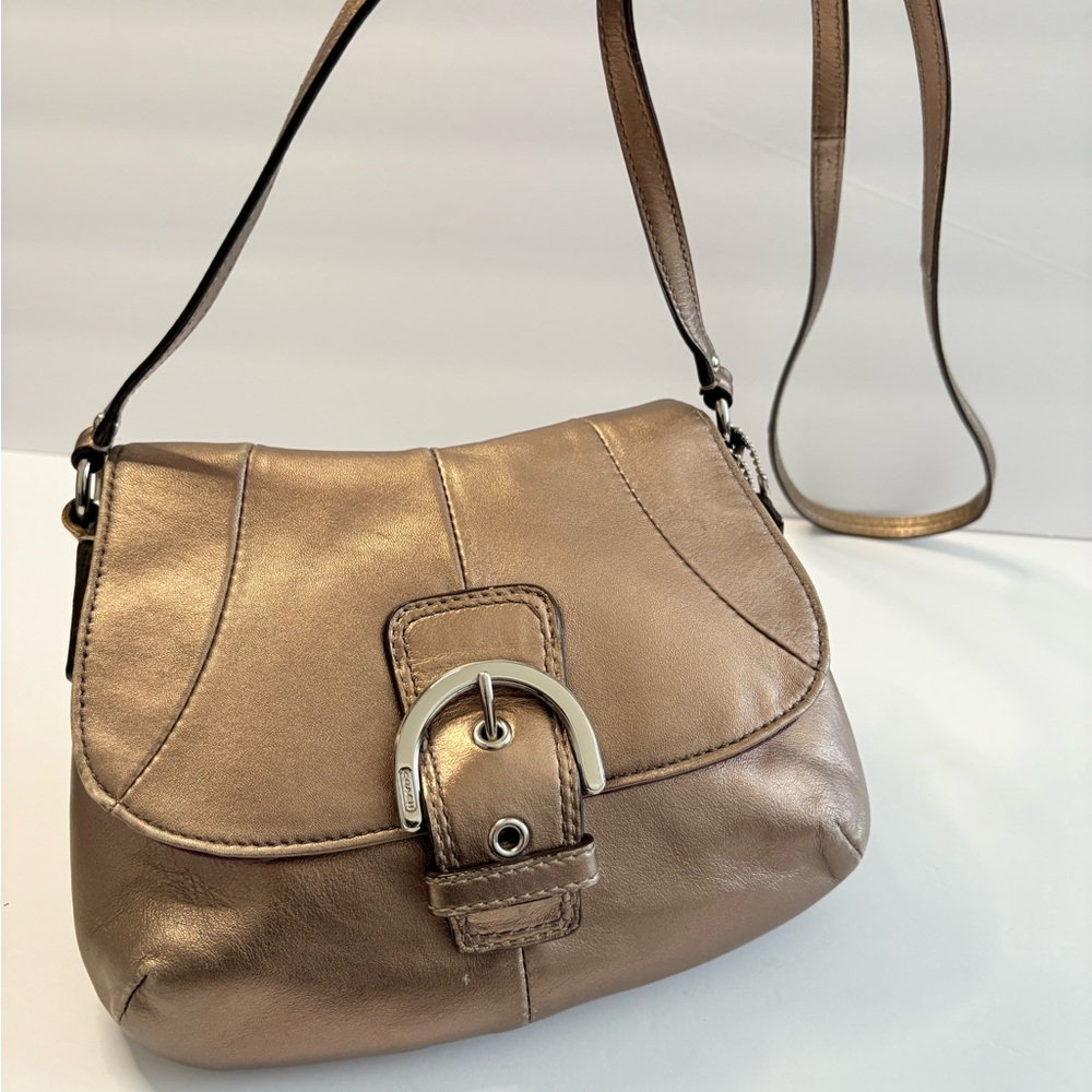 Coach SoHo Crossbody Bag Purse Gold Metallic Flap 45664 EUC - Picture 3 of 17